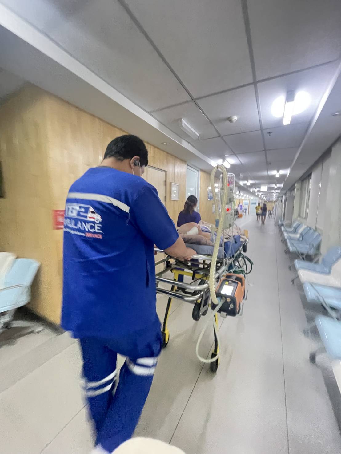 เคลื่อนย้ายผู้ป่วยใช้เครื่อง Ventilator